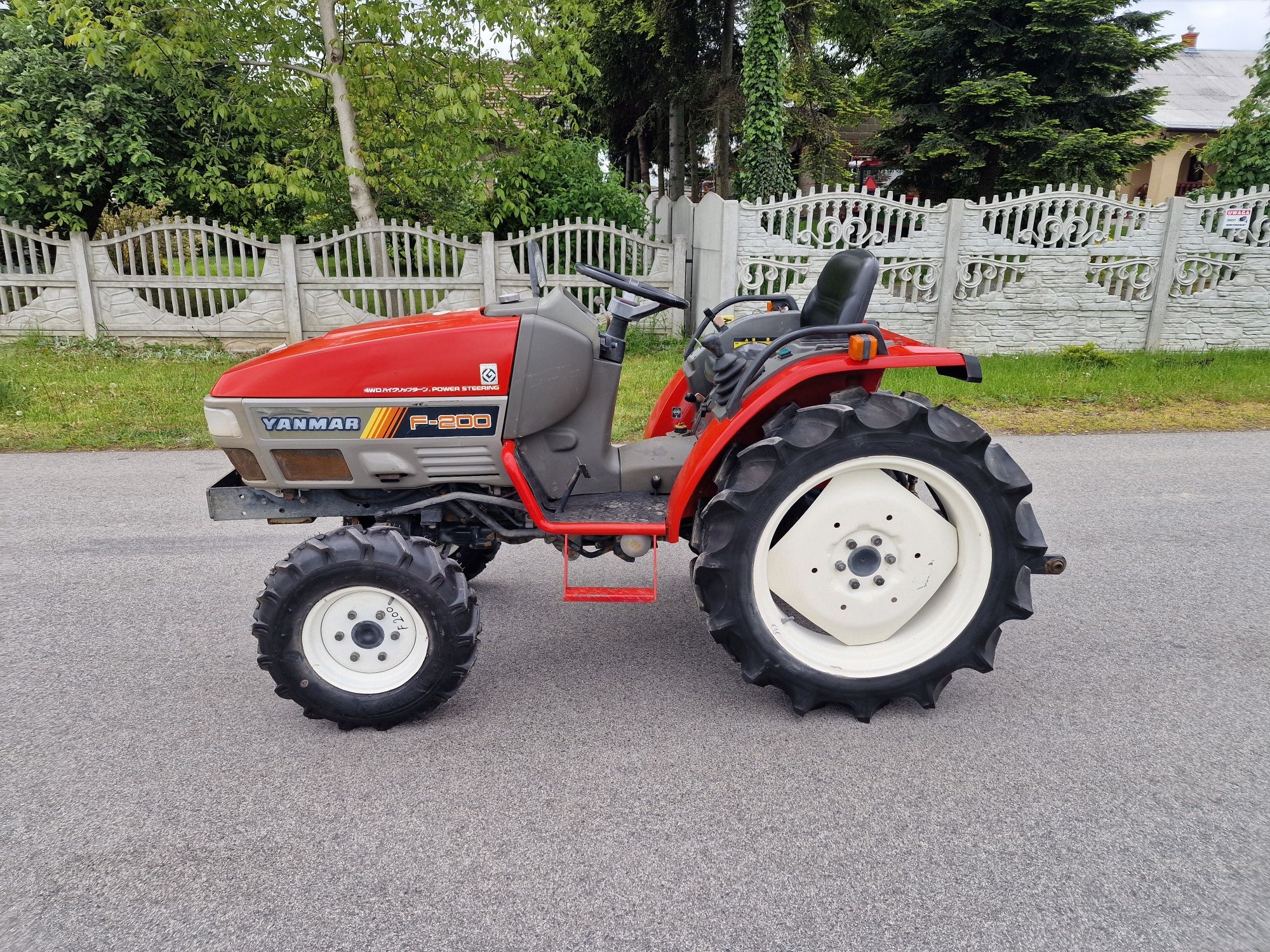 Traktorek Japoński Yanmar F200 Z Gwarancją