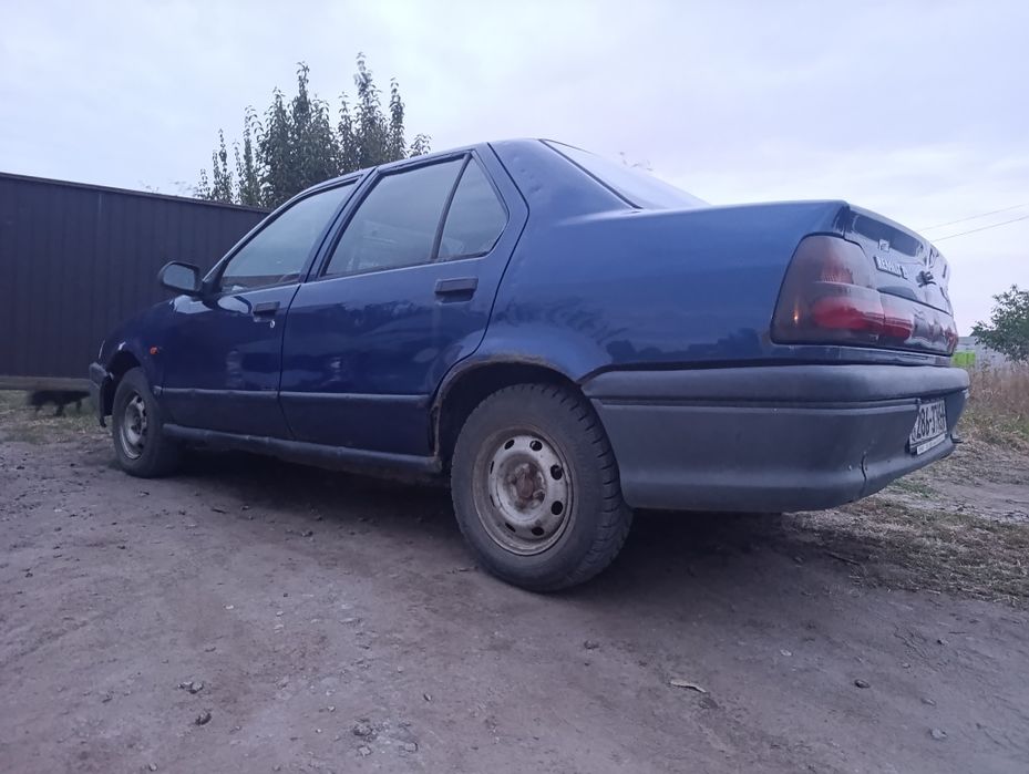 Продам Рено19 на ходу