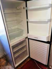 холодильник BOSH двухкамерный kgv33x41