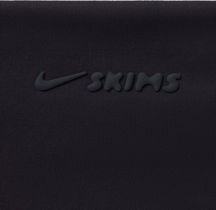 Топ NikeSKIMS Matte Women's Double-Strap Scoop Bra