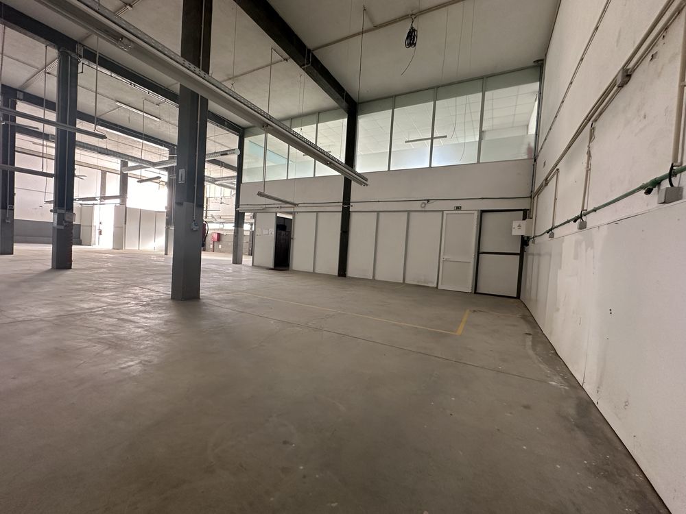 Pavilhao zona industrial 600M2
