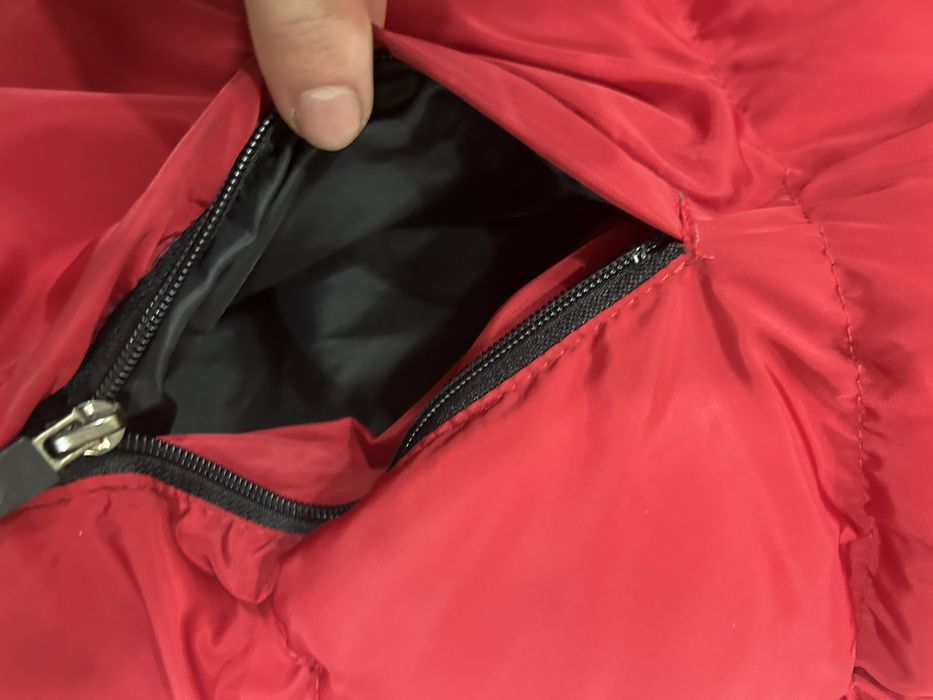 Червона зимова куртка The North Face