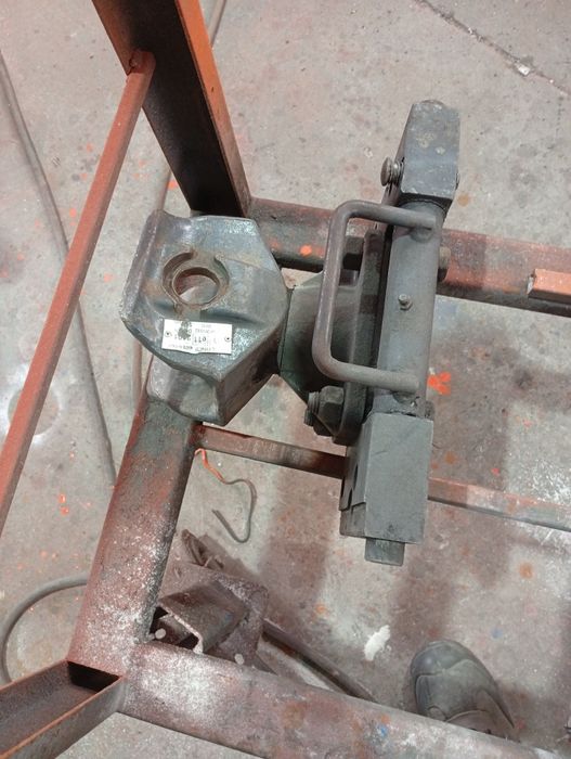 Engate de reboque para trator