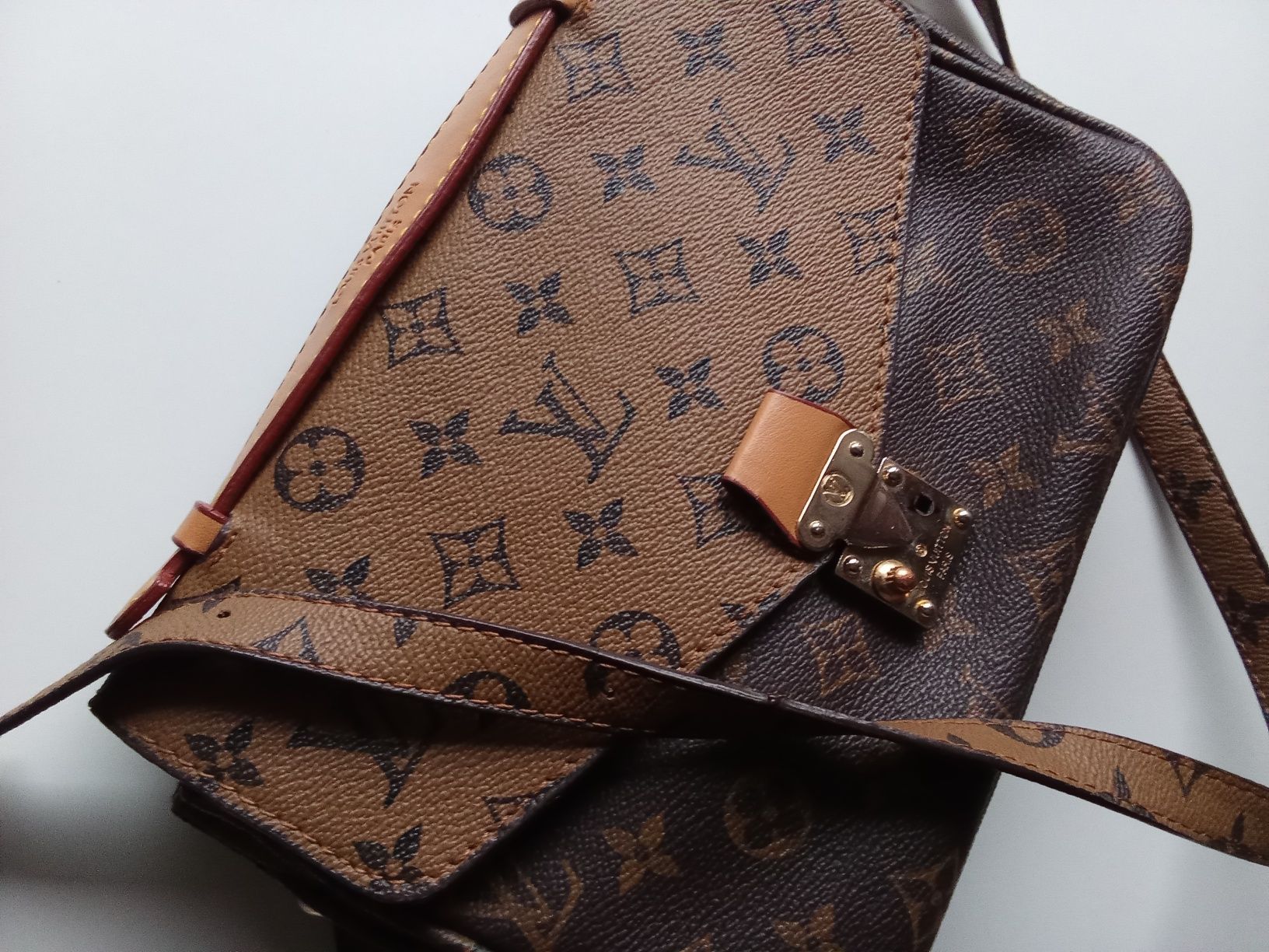 Louis Vuitton Metis torebka