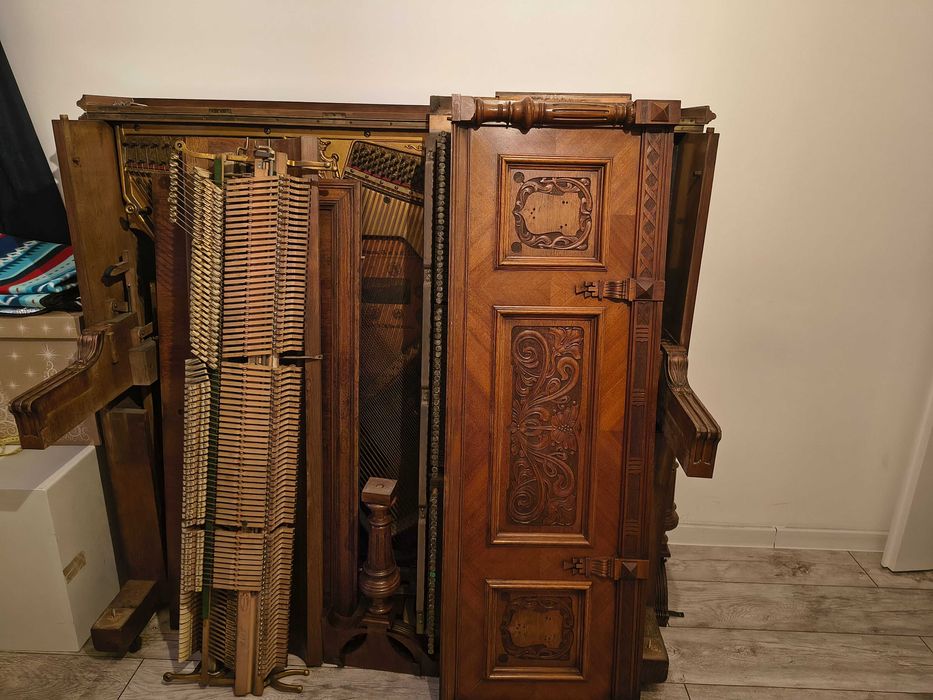 Oddam za darmo pianino