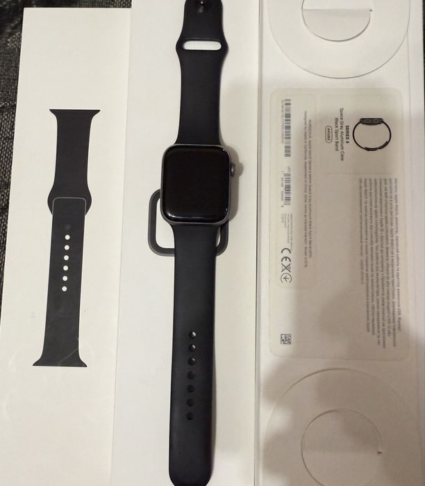 Apple Watch S4 44