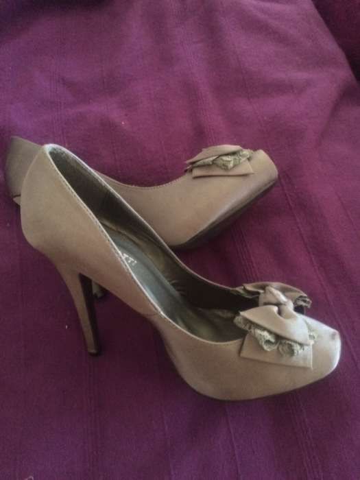 Sapatos cinza cerimonia 39