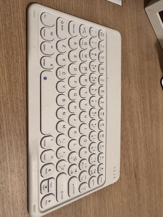 Vendo teclado bluetooth para Ipad