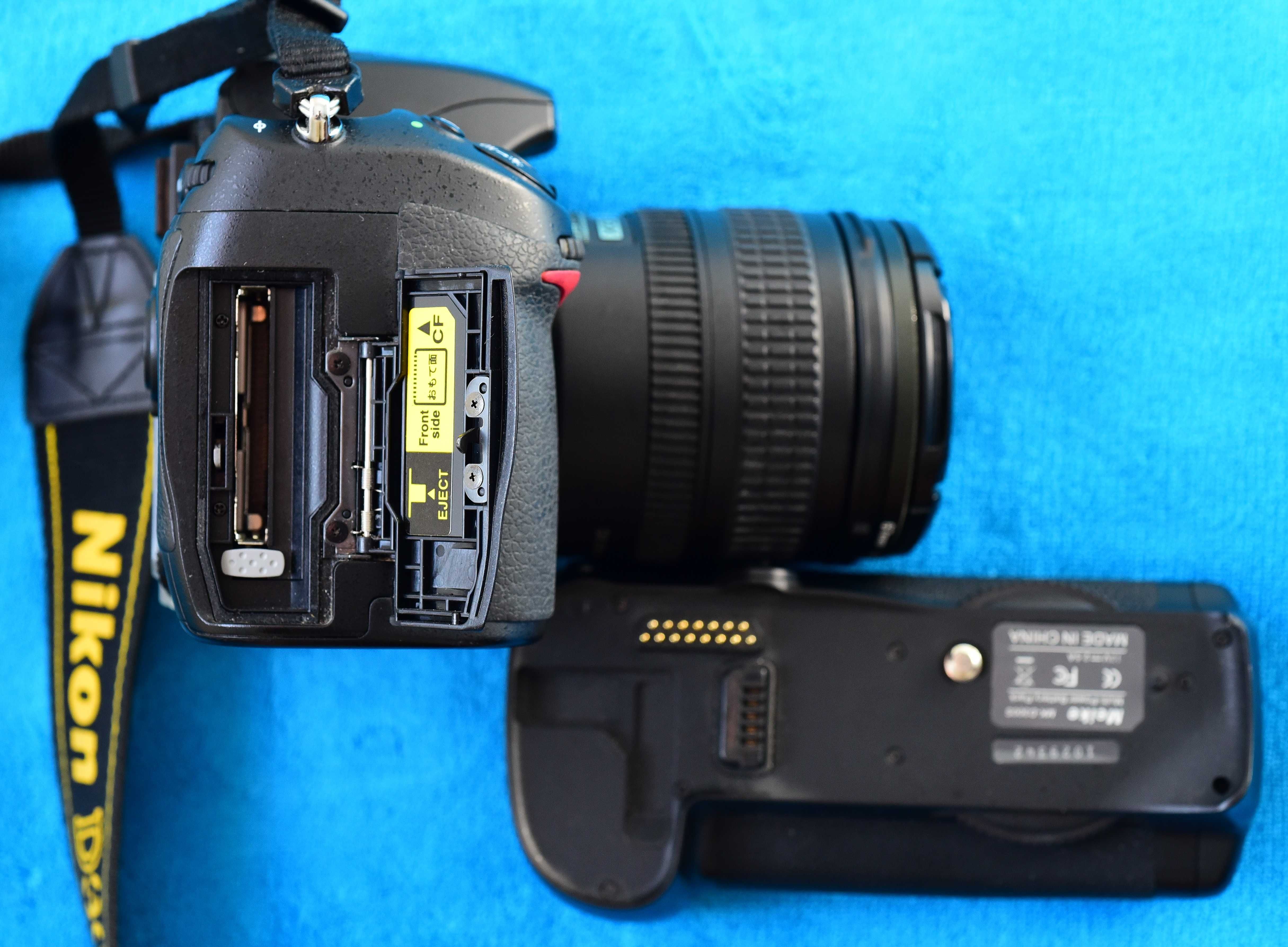 Nikon d300 + Nikon Nikkor 18-70 + battery pack