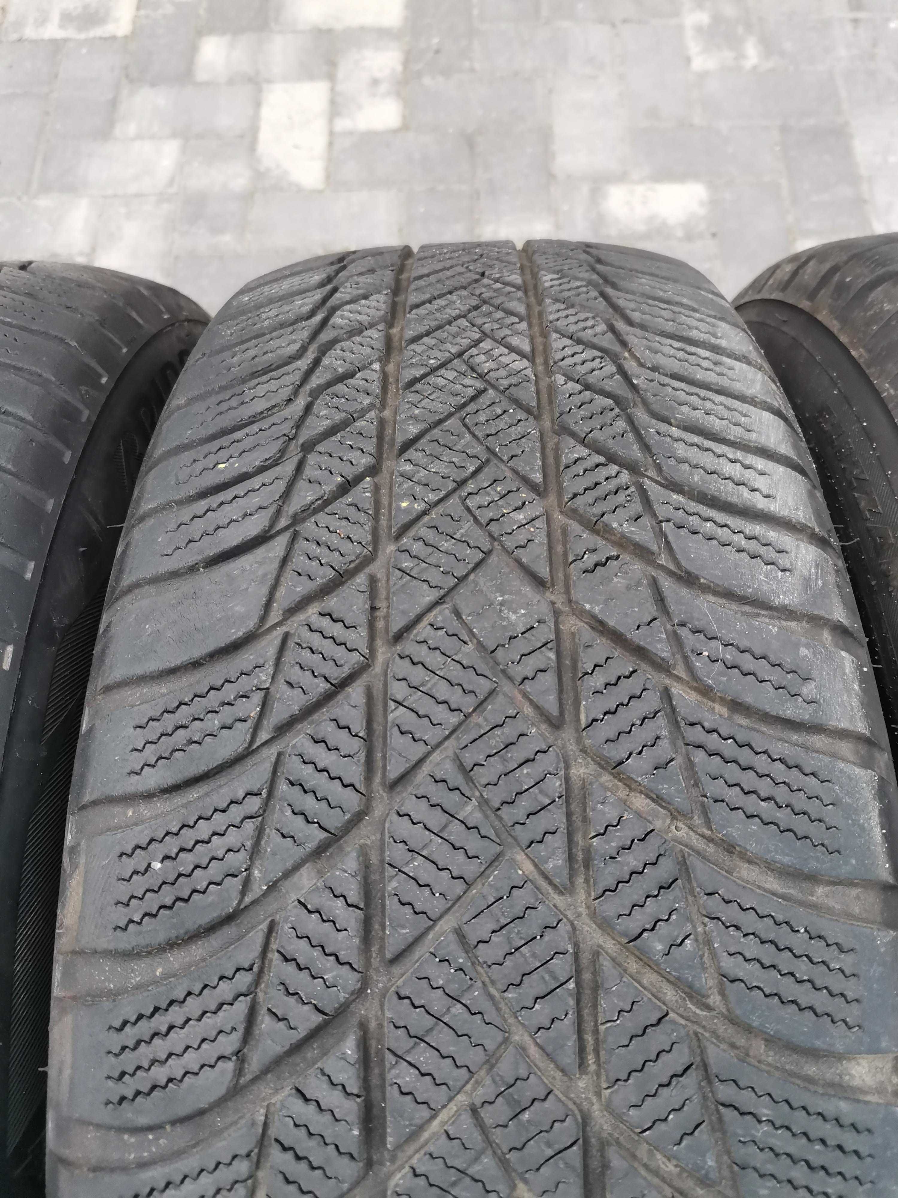 4 Opony zimowe Bridgestone Blizzak LM001 225/55 R18 102 V