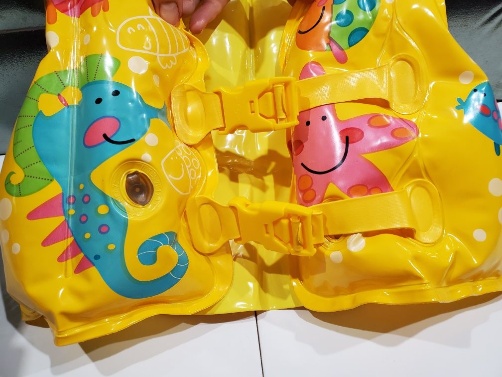 Дитячий надувний жилет «Рибка» Intex