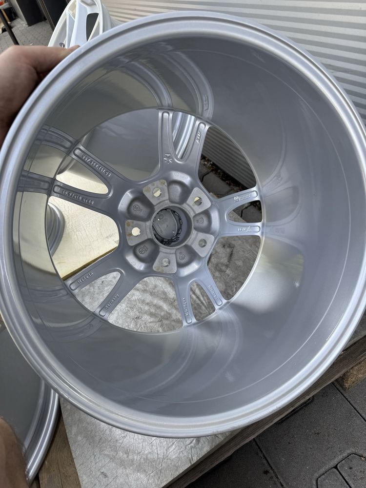 Felgi aluminiowe porsche carrera 997 18” oryginał jak nowe