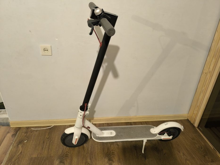 Hulajnoga elektryczna xiaomi m365 mało używana