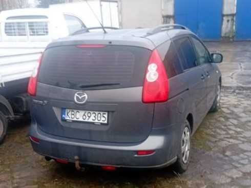 Mazda 5 CR CW бампер передній  б/у запчастини розборка