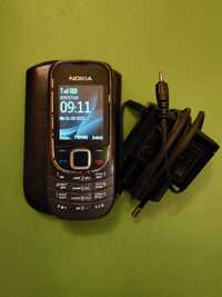 Nokia 2323c-2 рабочий с батареей, зарядкой, чехлом, гарнитурой