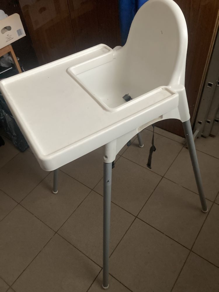 Krzesełko dla malych dzieci