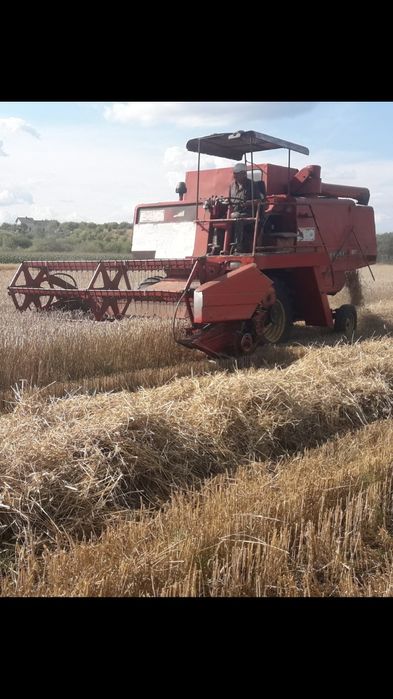 Продам комбайн Масей 520