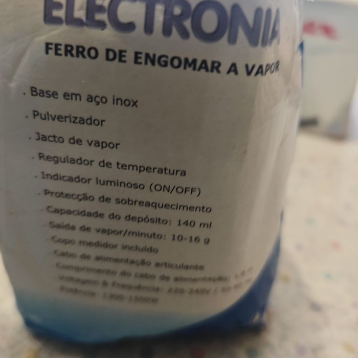 Ferro de engomar da eletronic