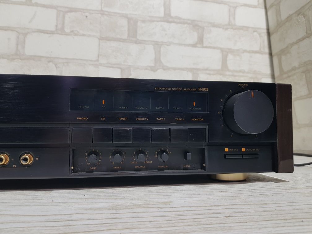 Стерео підсилювач GRUNDIG FINE ARTS A-903,*2x140 Вт, б/у з Німеччини