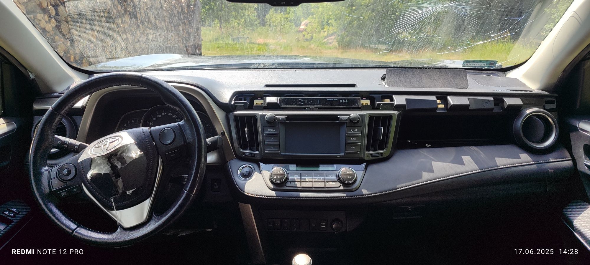 Toyota RAV4 2015 uszkodzona