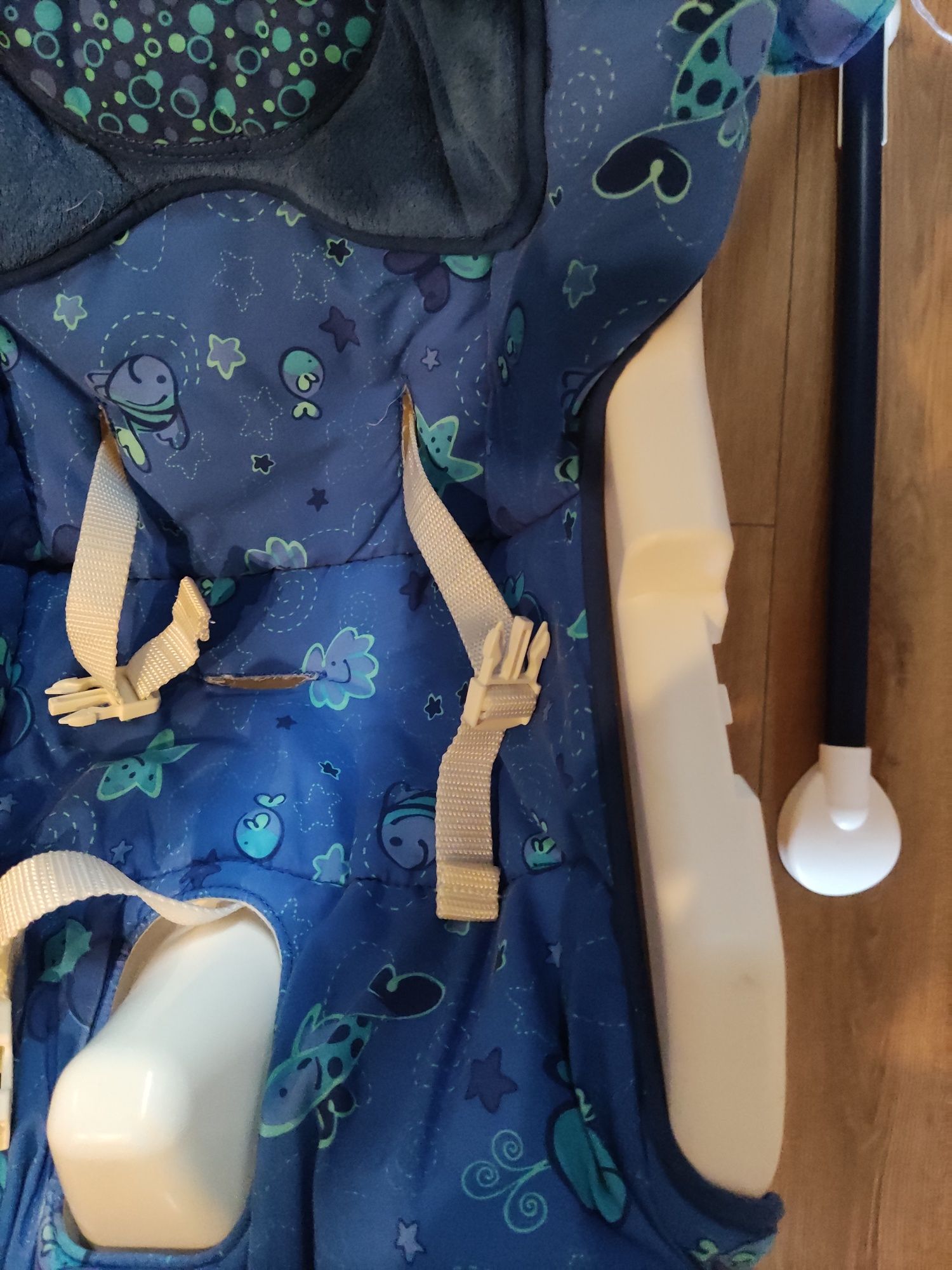 Huśtawka kołyska fisher-price aquRium