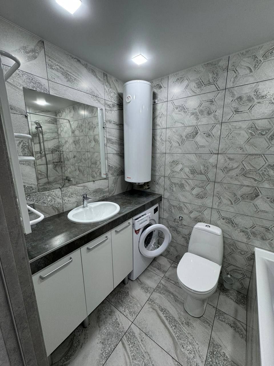 Продам 1 ком.квартиру ЖК Лучший дом на Победе ,Best House