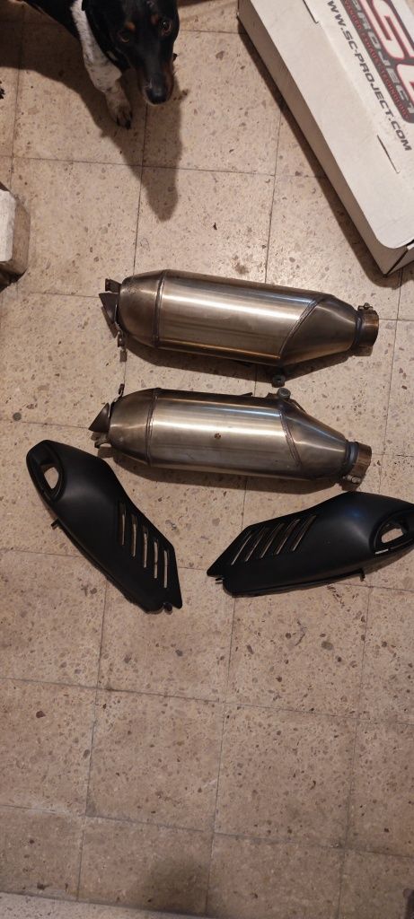 ponteiras escape Aprilia Dorsoduro 1200