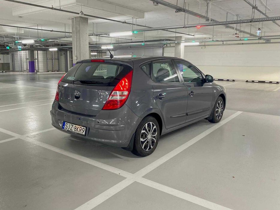 Hyundai i30 1.4 benzyna • 2009 • Salon PL •  Opony całoroczne 2024