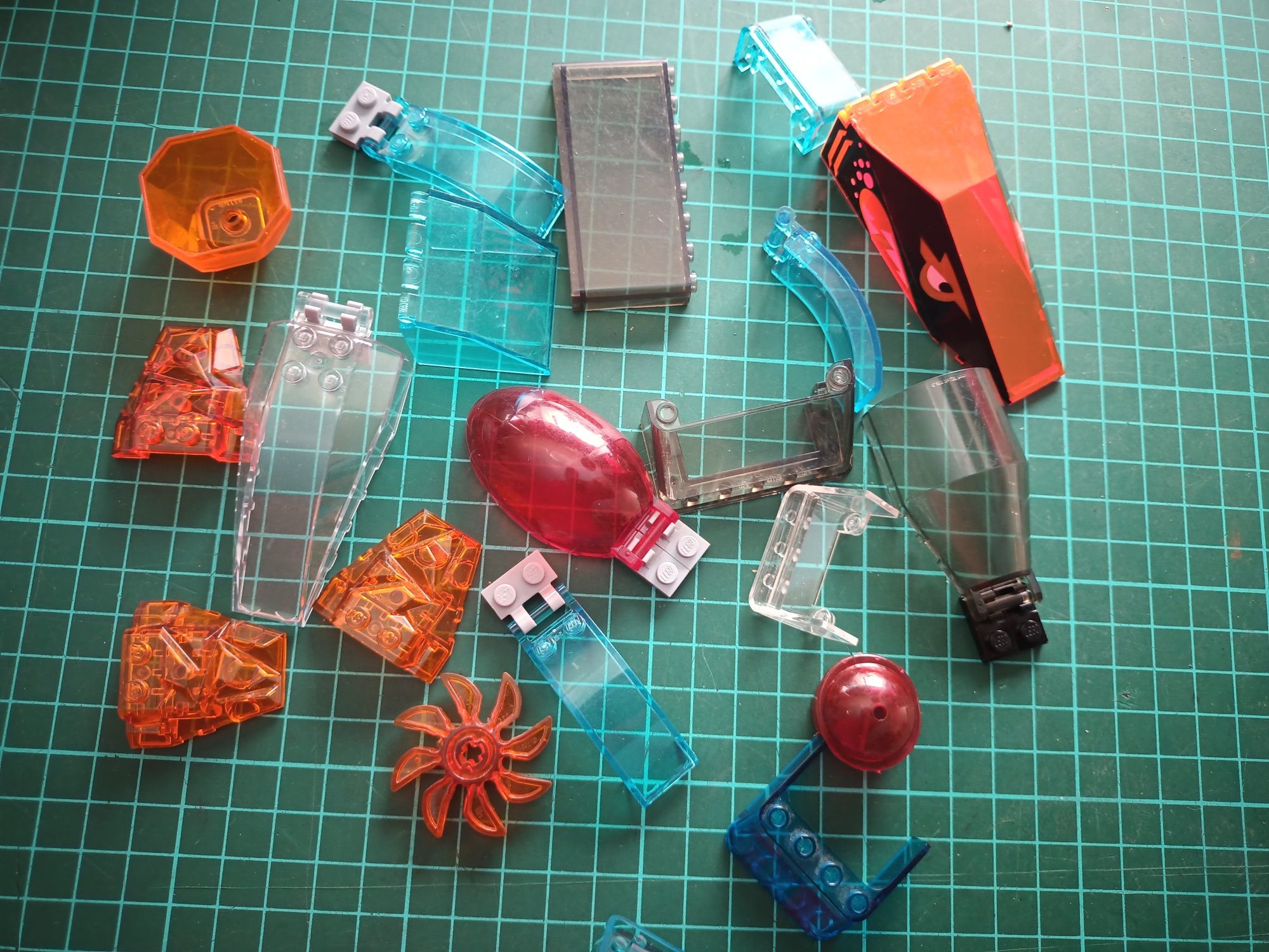 Legos peças translucidas