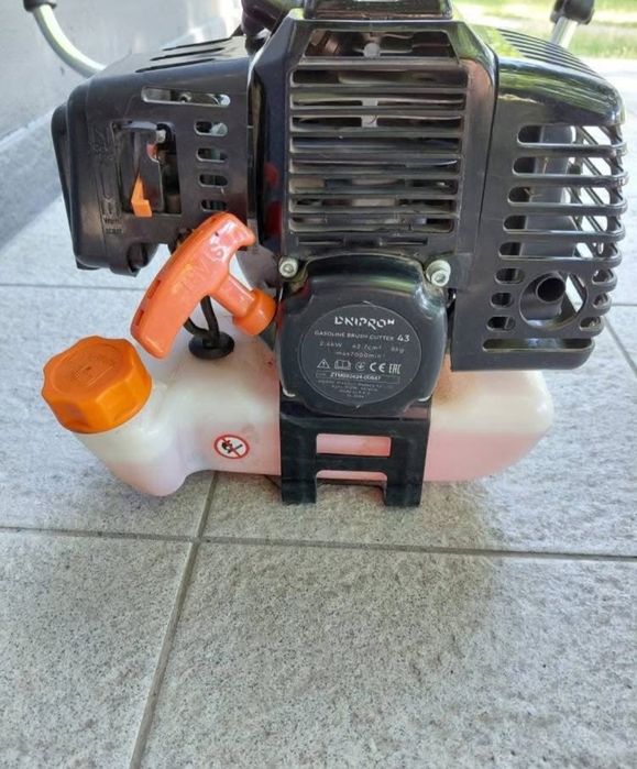 Бензокоса Dnipro m gasoline brush cutter 43