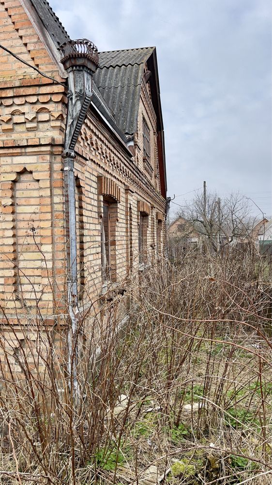 Продається коробка без внутрішніх робіт