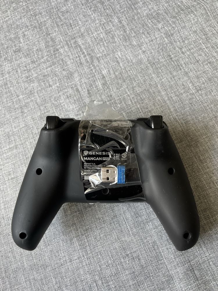 pad kontroler bezprzewodowy do komputera Genesis