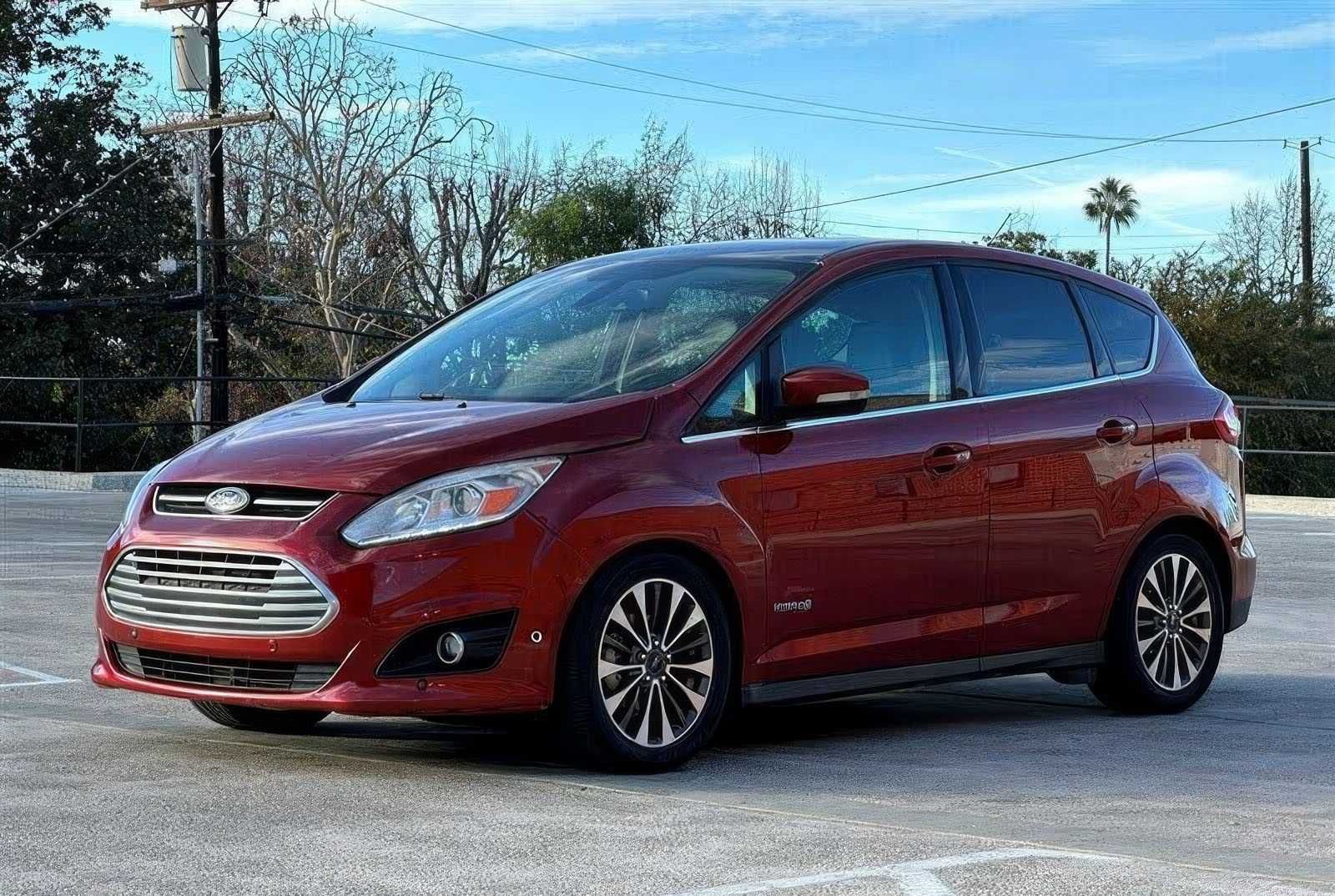 2018 Ford C-Max Titanium