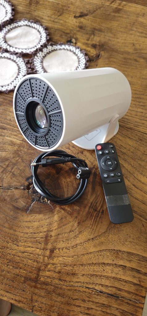 Projetor 4k . Ótimo estado