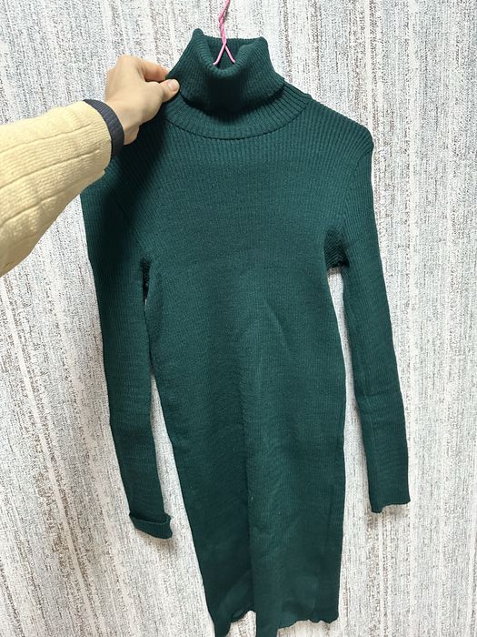 Тепла сукня. З горловиною