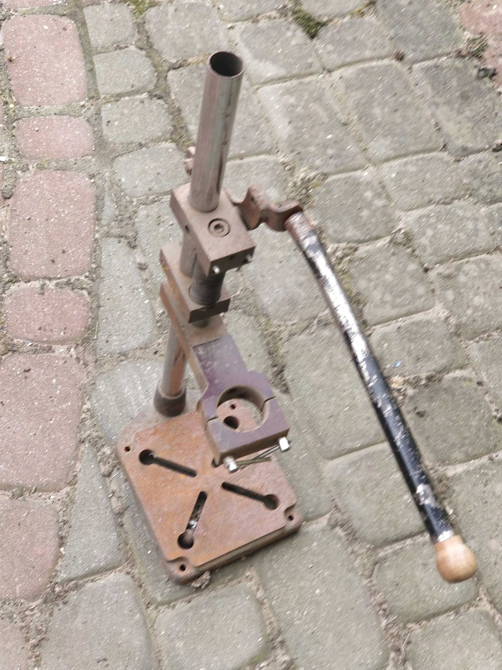 statyw, stojak, stół do wiertarki.