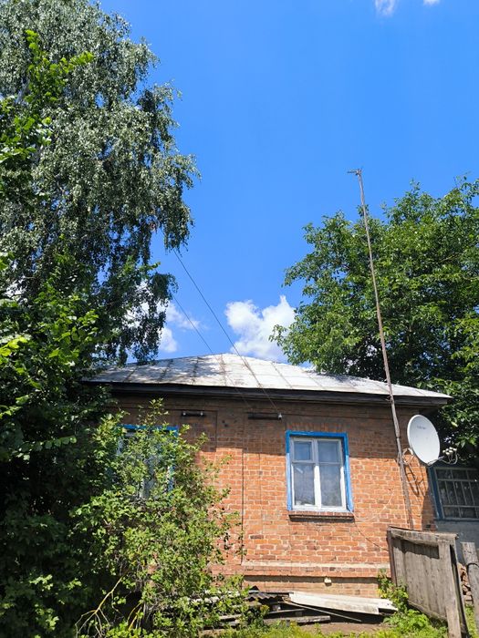 Будинок в селі Мутин