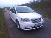 Chrysler Town & Country Limited