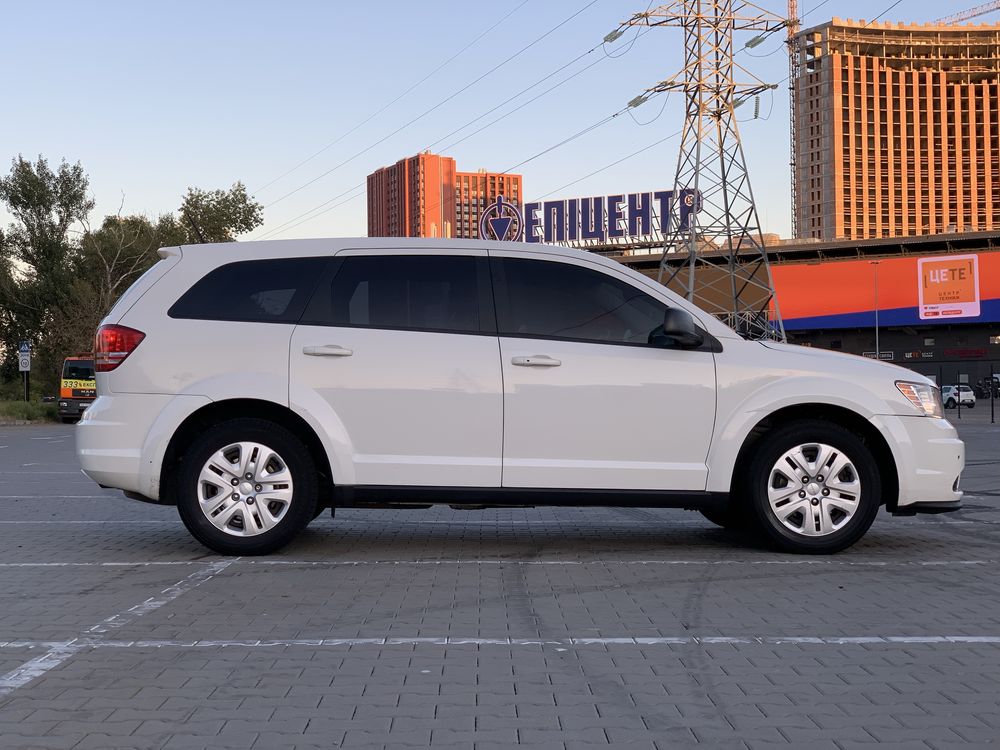 Dodge Journey 2.4 бензин 2013