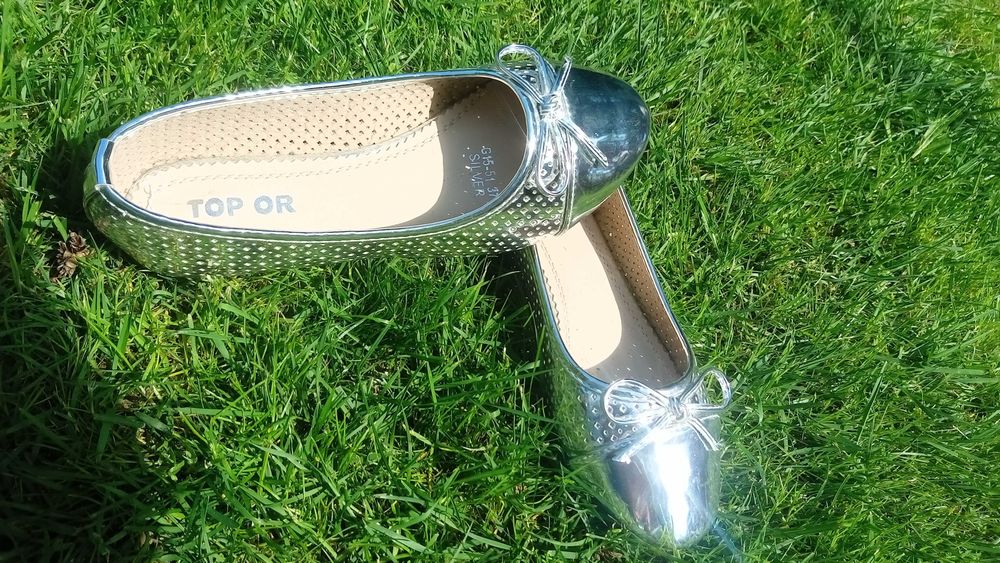 Nowe srebrne balerinki pantofle buty 37 wkładka 23 cm