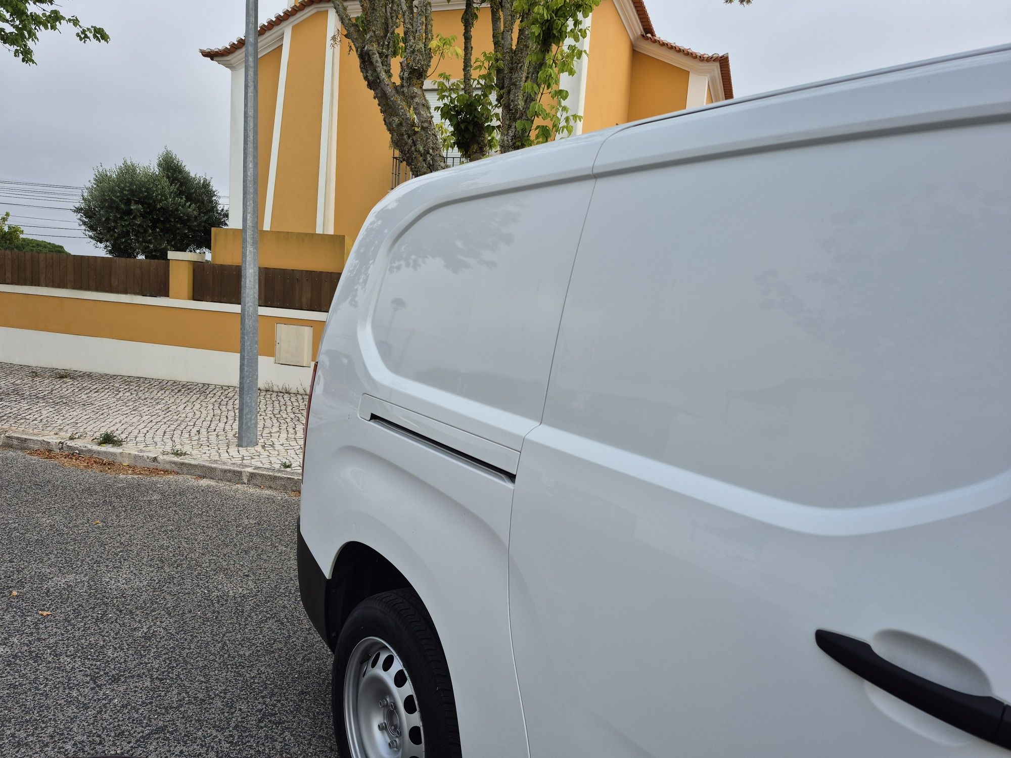 Peugeot Partner Longa - 70.000KM | GARANTIA | 3 LUG.