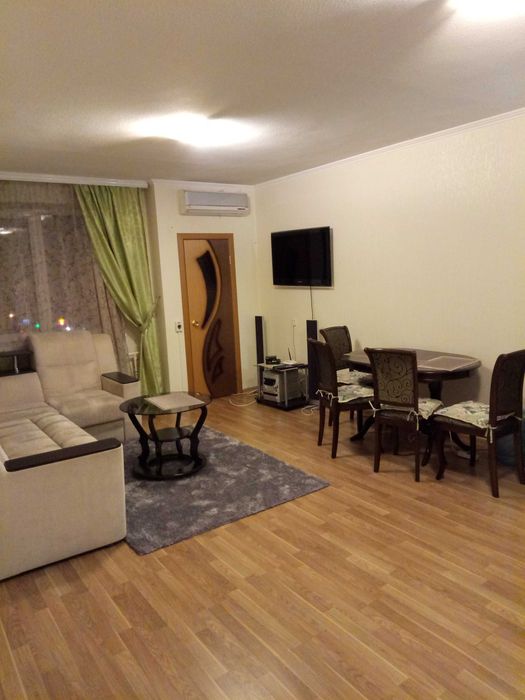 3к квартира по вул.Антоновича 112, Палац Україна