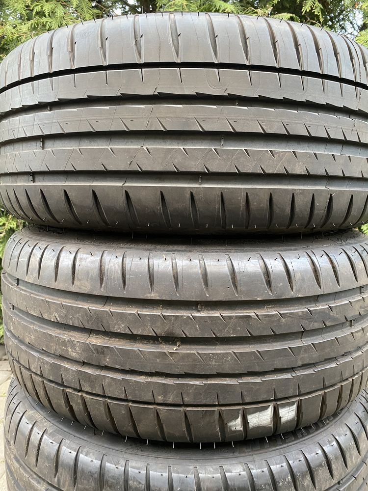 Літня резина 225/40 R-18 MICHELIN Pilot Sport 4 (2шт)