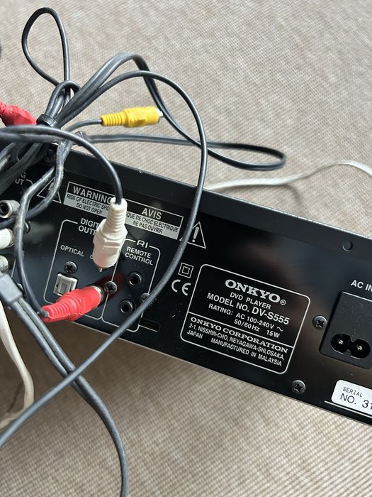 SISTEMA DE SOM COMPLETO ONKYO E 4 COLUNAS DALI SL-7 DE CHÃO