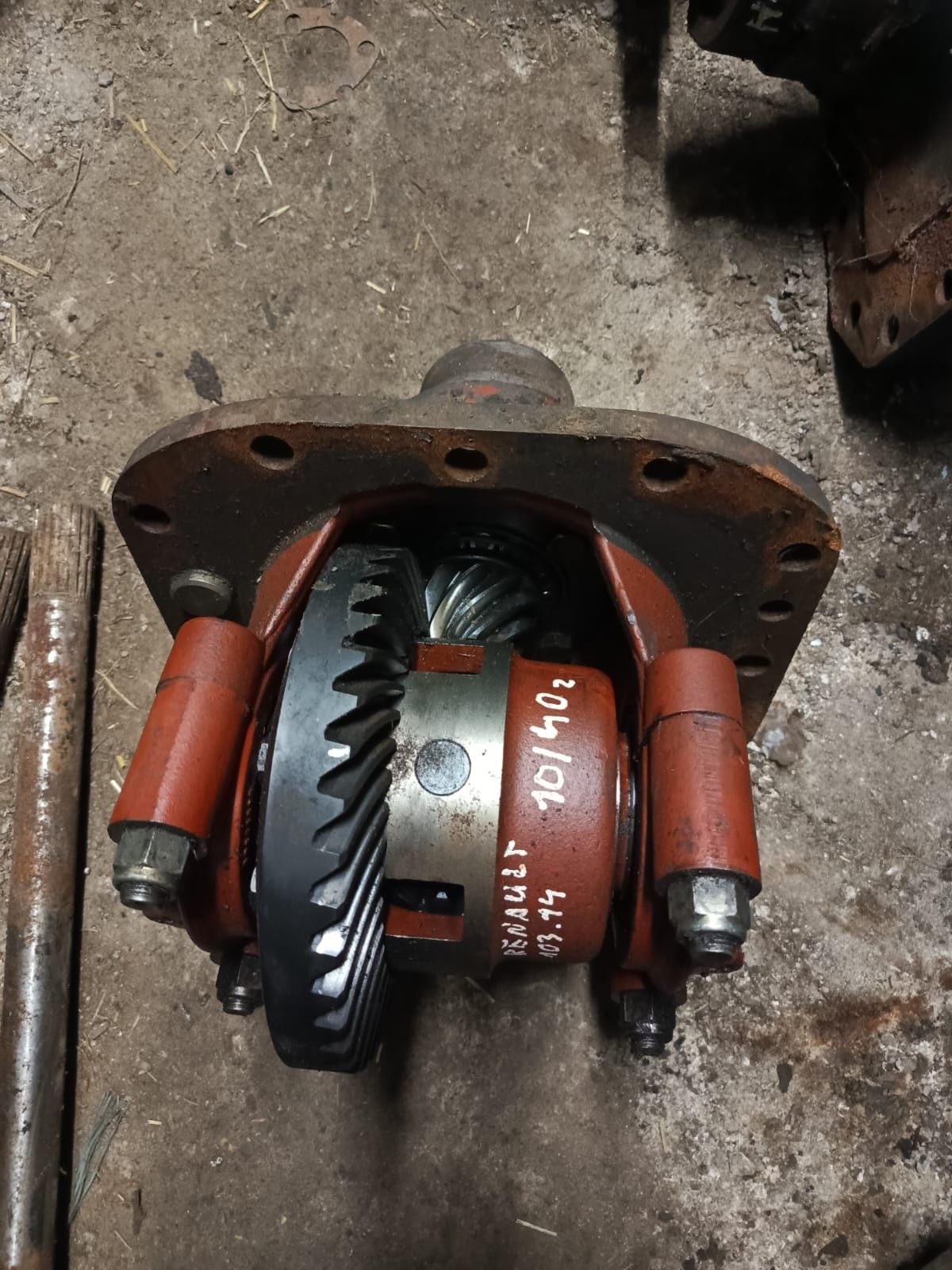 Przedni Atak 10x40 / Renault 103.14 , 106.14 itp