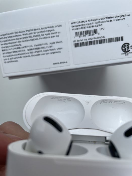 Airpods pro 1 покоління