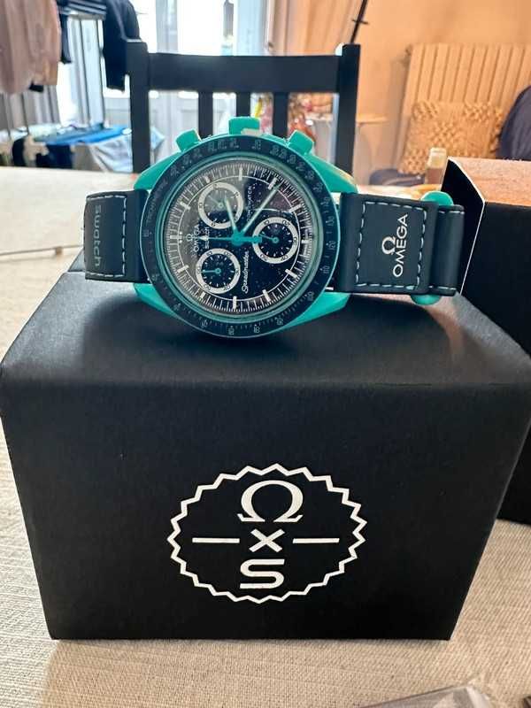 MoonSwatch Polar Lights：Omega x Swatch w Stylu Polarnym SO33L103