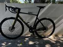 Scott Addict RC 15 Prism Komodo Green - 2021 (L 56) Excelente Estado