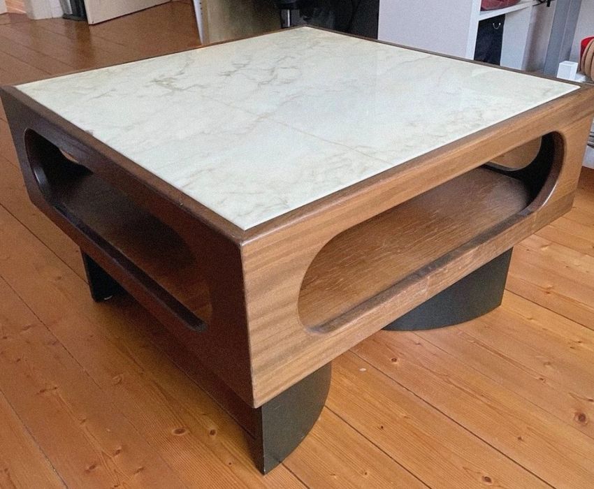 Stolik z palisandru, z marmurowym blatem