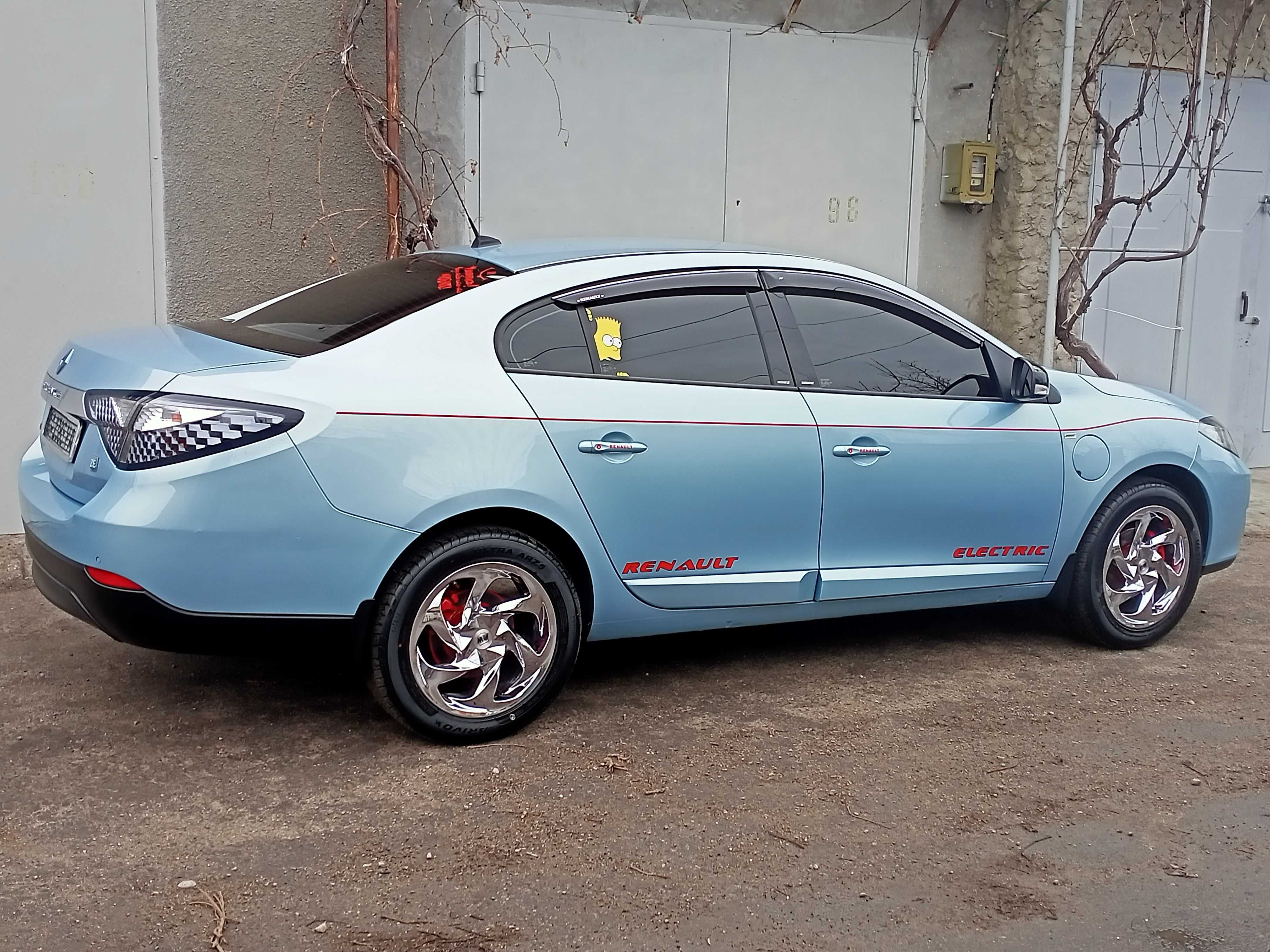 Электромобиль RENAULT FLUENCE, в превосходном состоянии!